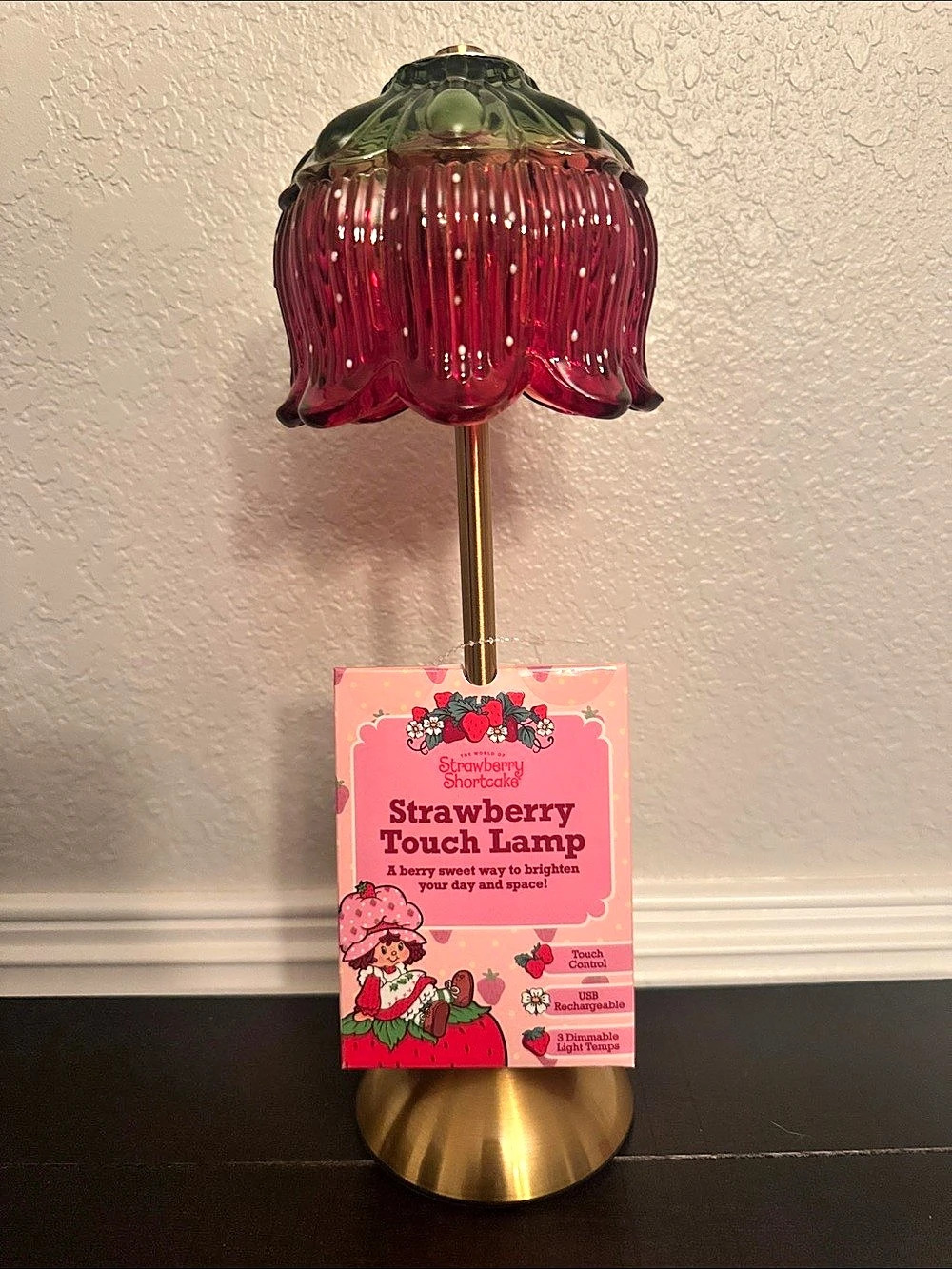 Strawberry Shortcake Strawberry Touch Lamp NWT